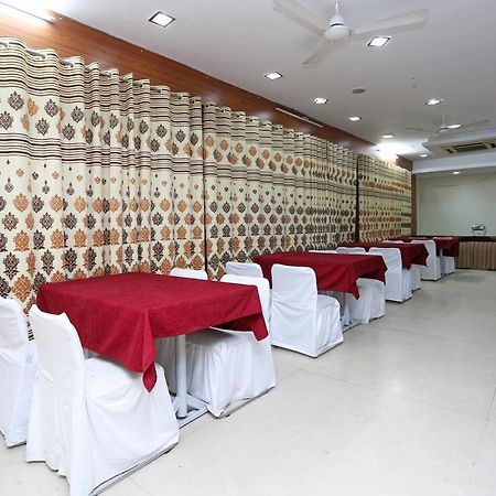 Oyo Hotel Satya Villas Bhopal Exterior photo