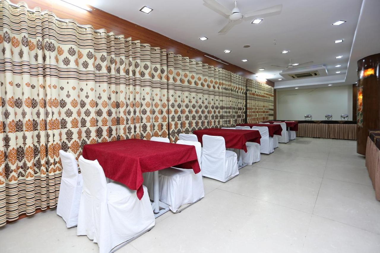 Oyo Hotel Satya Villas Bhopal Exterior photo